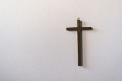 Evangelical group sues to overturn Switzerland's ban on religious symbols