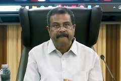 India’s Cockroach protests: Education minister resigns. The government is still deciding how to lose.