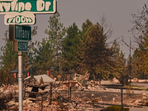 Blazes force evacuations, torch buildings in Washington state