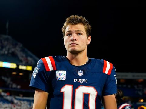 Patriots QB Drake Maye Uses His Platform to 'Spread the Good News' - RELEVANT