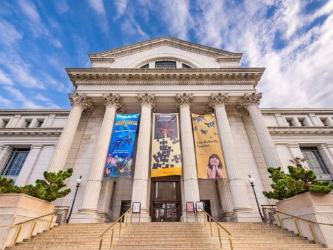 How the Smithsonian quietly erased America's founders