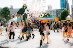 What Lollapalooza Taught Me About the Loneliness Epidemic - RELEVANT