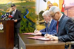 Jordan’s PM to supervise preparation of Baptismal Millennium sites; four projects totaling $120 million signed