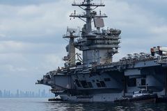 Trump orders billion-dollar Navy overhaul, boosting U.S. shipmaking