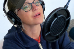 Anna Faris says son has asked her to become a Christian