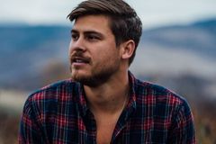 Cory Asbury takes down shirtless photo after backlash