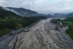 900+ Dead in Nepal-China Disaster as Lake Poses New Flood Threat, 90 Americans Missing | CBN