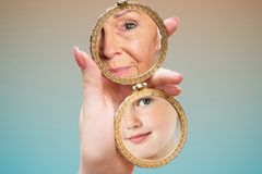 At My Mother’s Deathbed, I Discovered the Symmetry of a Long Life