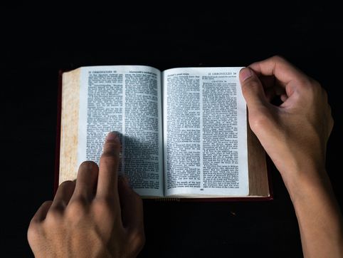 Women more satisfied with their churches' efforts to help them understand the Bible, poll finds