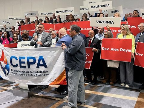 Hispanic Pentecostal Leaders Urge Immigration Protections