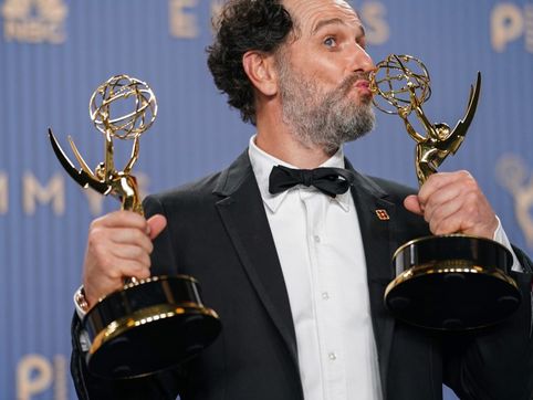 “Widow’s Bay” steals the show at 78th Emmy Awards
