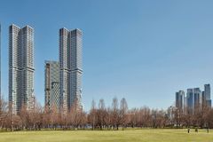 “건물 흔들려” 신고…국토부, 성수 ‘아크로서울’ 긴급점검