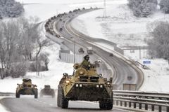 美, 러 침공 임박 우크라에 무기 지원 검토