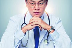 ‘내과 박원장’ 이서진 “민머리 캐릭터, 잘못 왔는 줄 알았다”