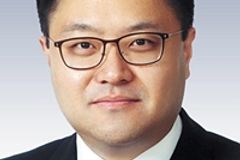 [뉴스룸에서] 거인의 기억을 잃은 시대