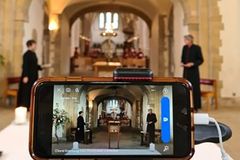 英 교회 43% “팬데믹 기간, 온라인 전환 후 교회 출석률 증가”