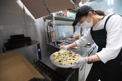 “2만원짜리 음식 팔아 배달비로 6000원…이러다간 죽어요”