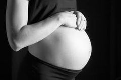 당국 “임신부, 접종 권고 대상... 방역패스 예외 해당 안 돼”