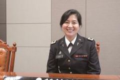 “전쟁터라도 부르시면 달려가 우는 자와 함께 할 겁니다”