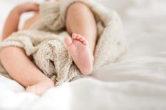 생후 1개월 신생아 수액 주사 맞고 사망…경찰 수사