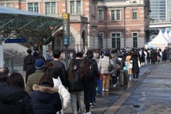 정부 예측도 삼켰다… 차원 다른 오미크론, 7630명 확진