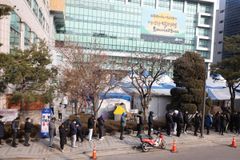 무섭게 번지는 오미크론… “동네의원 매뉴얼 시급”