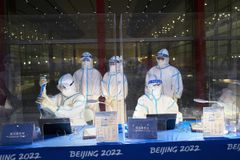 올림픽 앞둔 中, 베이징발 코로나 확산… 해외 입국 선수도 확진