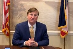 美 미시시피주지사 “개인의 자유, 백신 접종에는 Yes, 낙태에는 No”