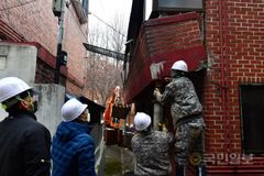 독산동 빌라 균열 ‘설 앞두고 날벼락’