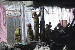 ‘광주 붕괴’ 27층 잔해 속…“실종자 추정 혈흔·작업복”