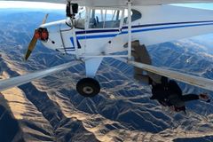 “손에 셀카봉 꼬옥 쥐고”…美유튜버 고의추락 의혹 [영상]