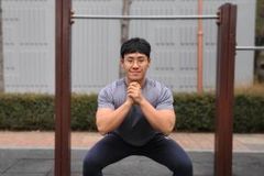 30대부터 줄어드는 근육, 스쿼트로 채우자