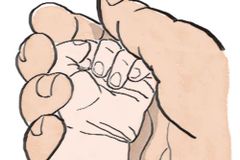 ‘갈비뼈 골절’ 생후 2개월 아기, 끝내 사망…부모 입건