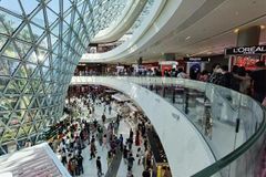 中하이난 면세점 한해 매출만 11조원…코로나 속 명품 소비 폭발