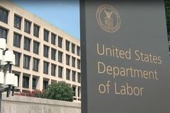 미국 100인 이상 사업장 백신 의무화 ‘철회’