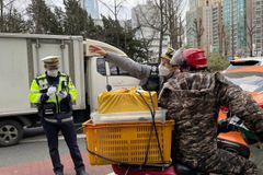 ‘어~ 저기도 신호 위반!’ 경찰 암행 단속차량에 탔다