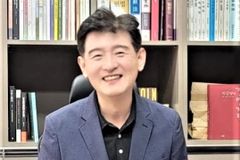 [엄윤상의 세상만사] 벌거벗은 임금님과 비선 논란