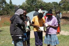 “한쪽의 풍요와 한쪽의 빈곤이 우리에게 주는 메시지는”