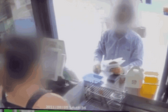 “가위 안 줘?” ‘끓는 기름’에 호떡 던진 손님의 최후 [영상]