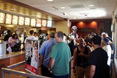 8월 1일, 전통결혼 수호기업 美 ‘칙필레 감사의 날’ 행사