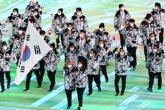 한국, 곽윤기·김아랑 앞세우고 73번째로 개회식 입장
