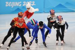 충격의 혼성계주 탈락… 중국은 초대 금메달