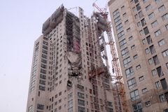 정밀진단 앞둔 광주 아이파크… 부분 철거냐 완전 철거냐