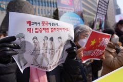 “배고파 중국 왔는데, 왜 짐승처럼 끌려가야 하나요”