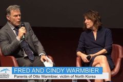 오토 웜비어 부모, 뉴욕주에서 北 관련 자산 정보 발견