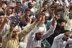 파키스탄 무슬림들, ‘신성모독 혐의’로 40대 남성 고문·살해