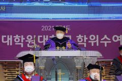 소강석 목사 “어색한 자리였지만, 의미도 있었습니다”