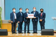 새로남교회, ‘손원일 선교센터’ 건축헌금 전달