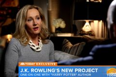 J. K. 롤링 “스코틀랜드 성전환 개정안, 여성에게 해로워”