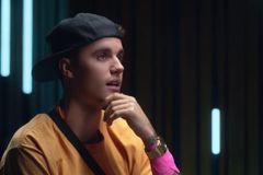 저스틴 비버, 뇌혈전 겪은 아내 언급… “하나님께서 손바닥에 품고 계신다”